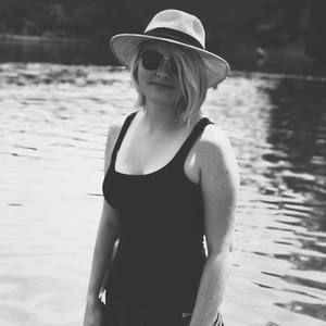 Meet your Posher, Moli